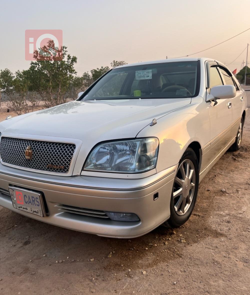 تۆیۆتا کراون